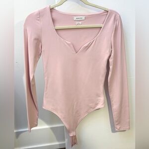 Babaton Long Sleeve Light Pink Contour Bodysuit sz S